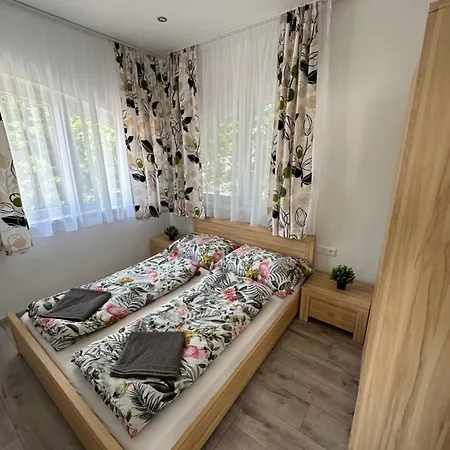 Hullam 4*