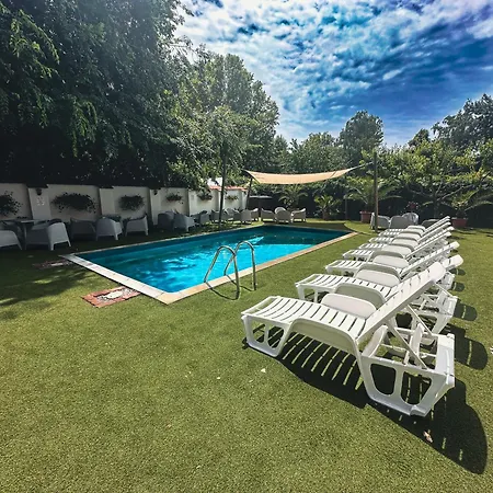 Hullam Guest house 4*