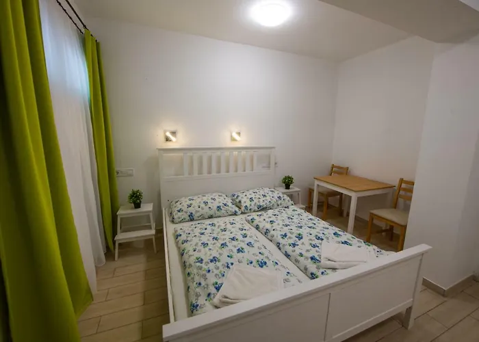 Hullam Gasthuis Siófok