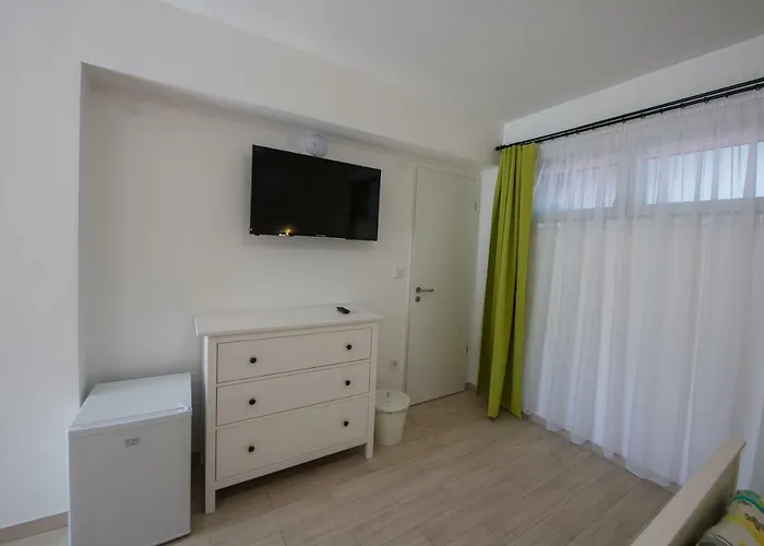 Hullam بيت ضيافة شيوفوك